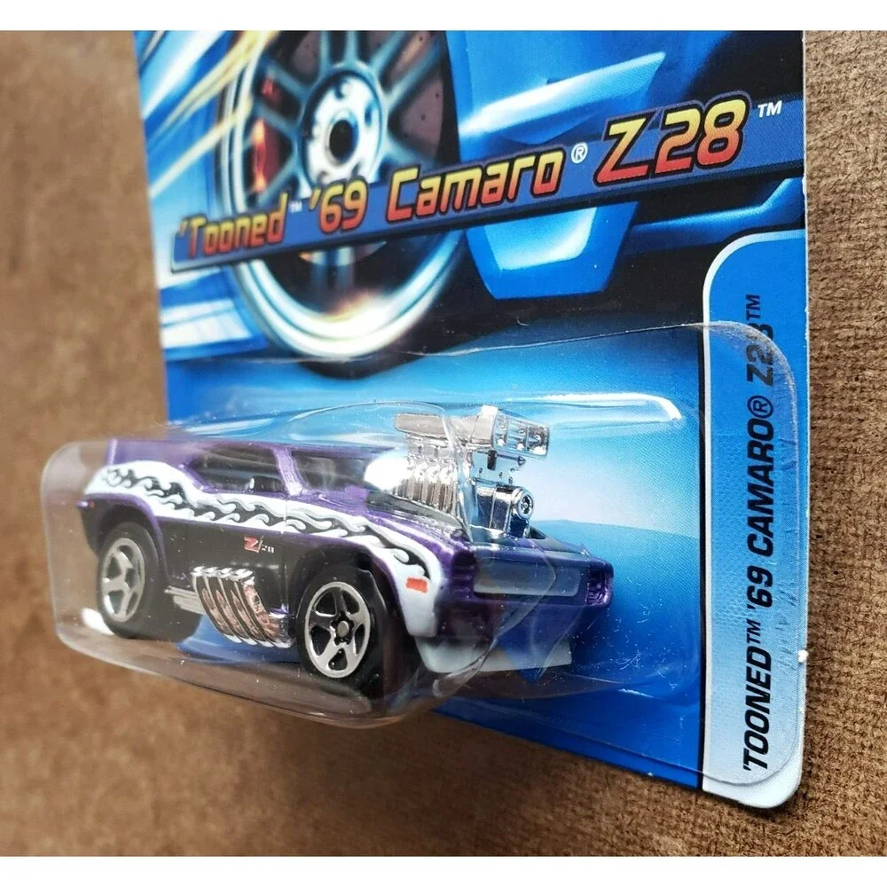 Hot Wheels TOONED '69 CAMARO Z28 Metalflake Purple 124 1:64 K-Mart Exclusive 5SP